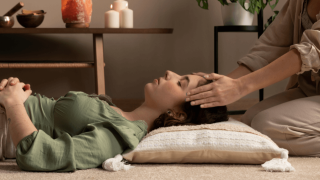 Women_s Skin and Body Therapeutic